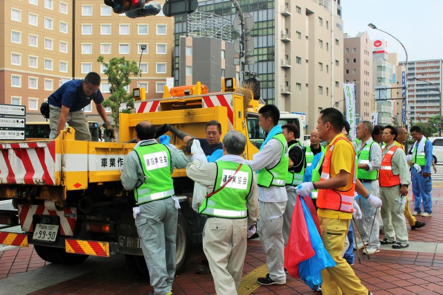 清掃活動写真3