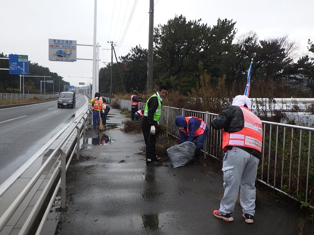 駅伝コース清掃活動写真6