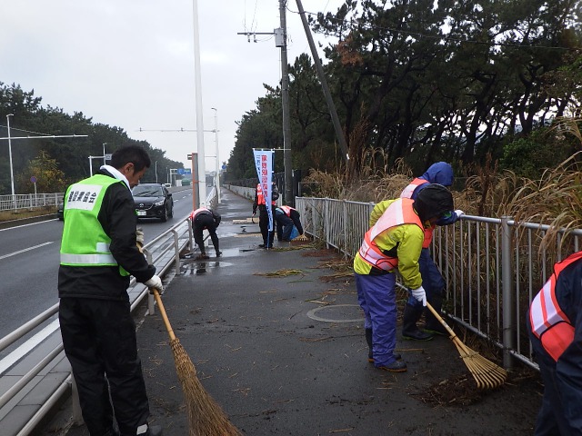 駅伝コース清掃活動写真8